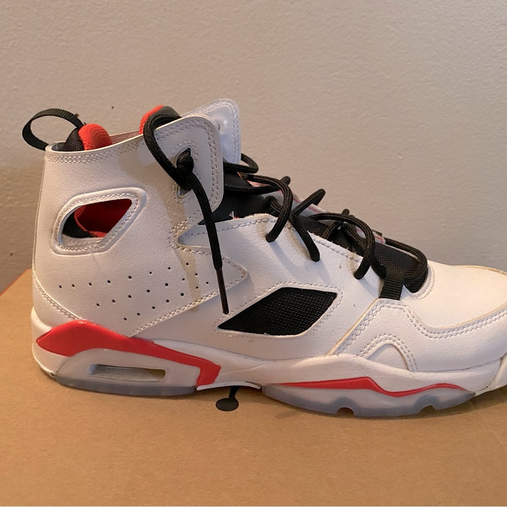 Jordan’s size 7